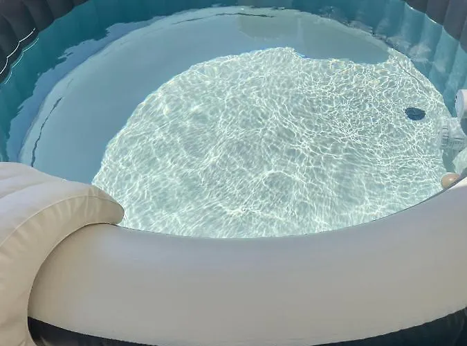 Superbe Sur Le Port, Jacuzzi, Piscine פורטו-וישיו