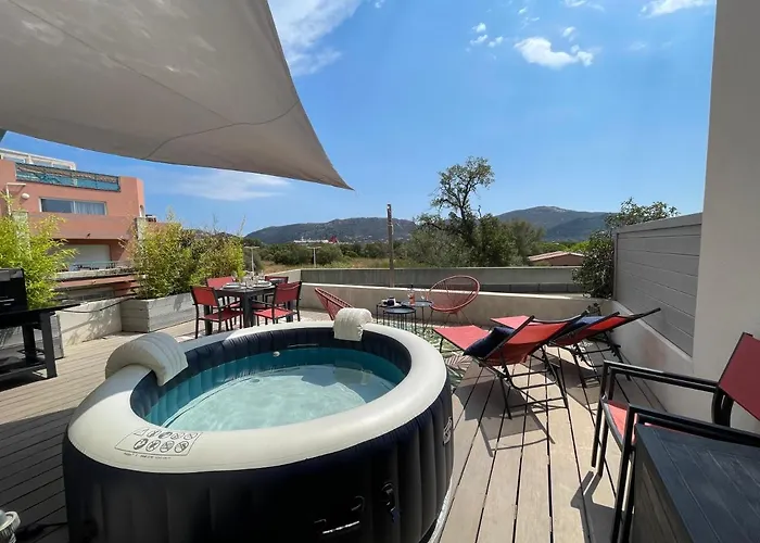Superbe Sur Le Port, Jacuzzi, Piscine Appartamento *
